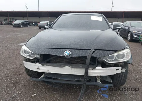 2013 BMW 328 Xi z USA, uszkodzony, nr VIN WBA3B3G52DNR79536